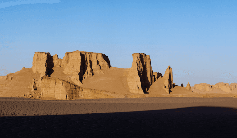 yardang-desert-iran
